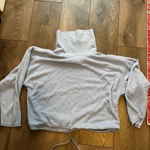 Aerie long sleeve cropped turtle neck sweater